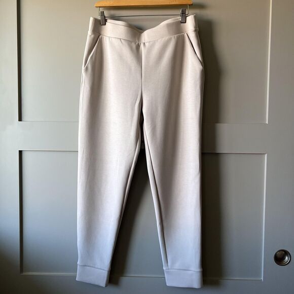 Chicos Pants Womens Medium Beige Ankle Zip Tapered Stretch Pockets Modal Blend - Picture 1 of 15